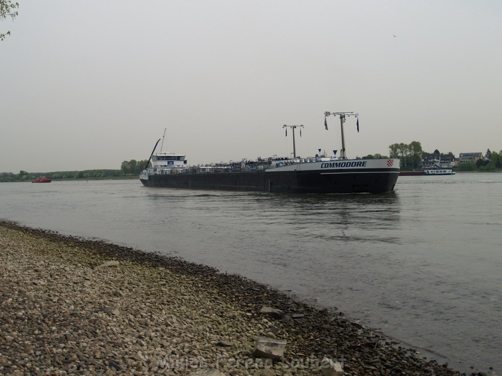Schiffs Havarie bei Godorf  P102.JPG